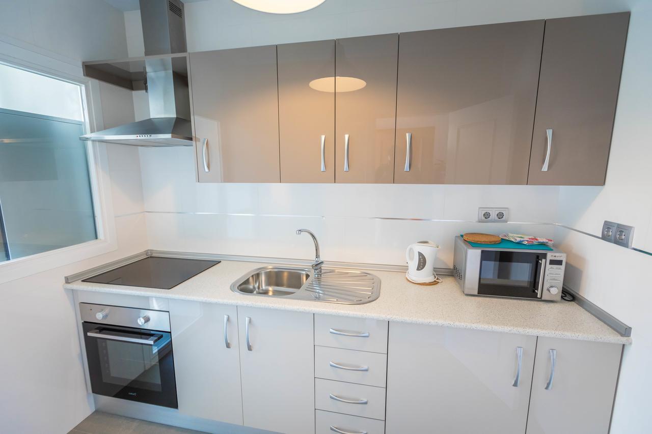 Apartamentos Las Rosas De Capistrano Nerja Luaran gambar